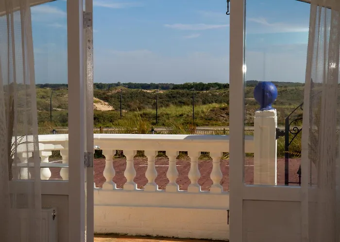 Hotel nahe College: Little Ibiza